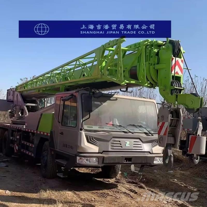 Zoomlion QY 30 V Mobile and all terrain cranes