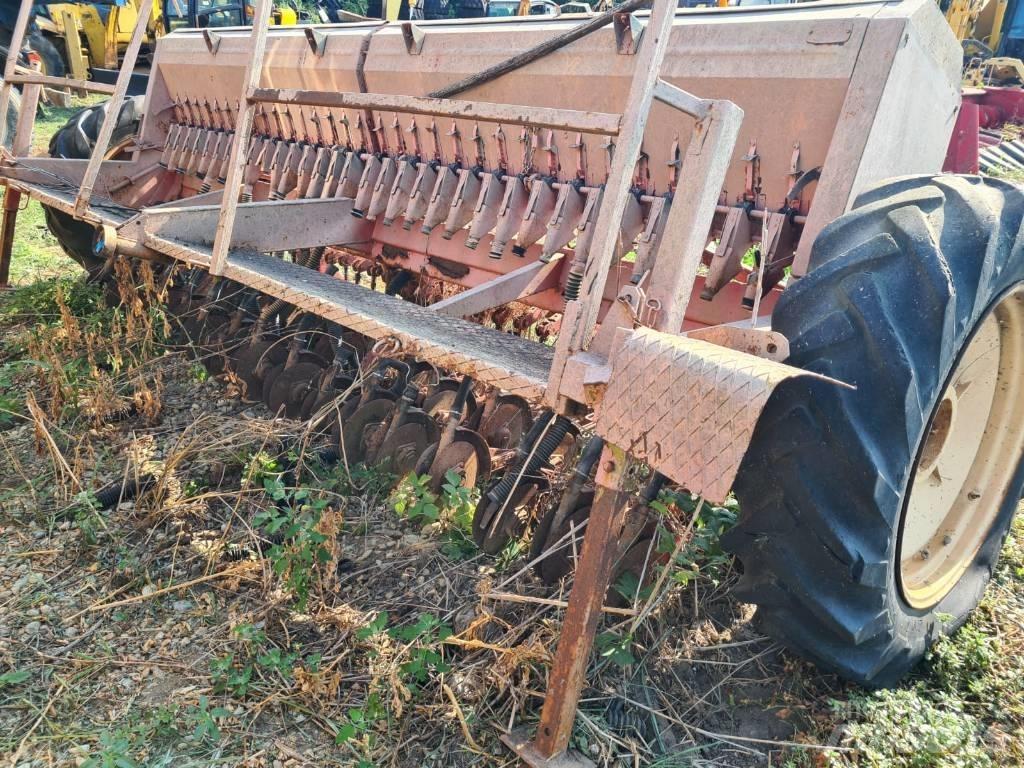 Kuhn 4M Drills