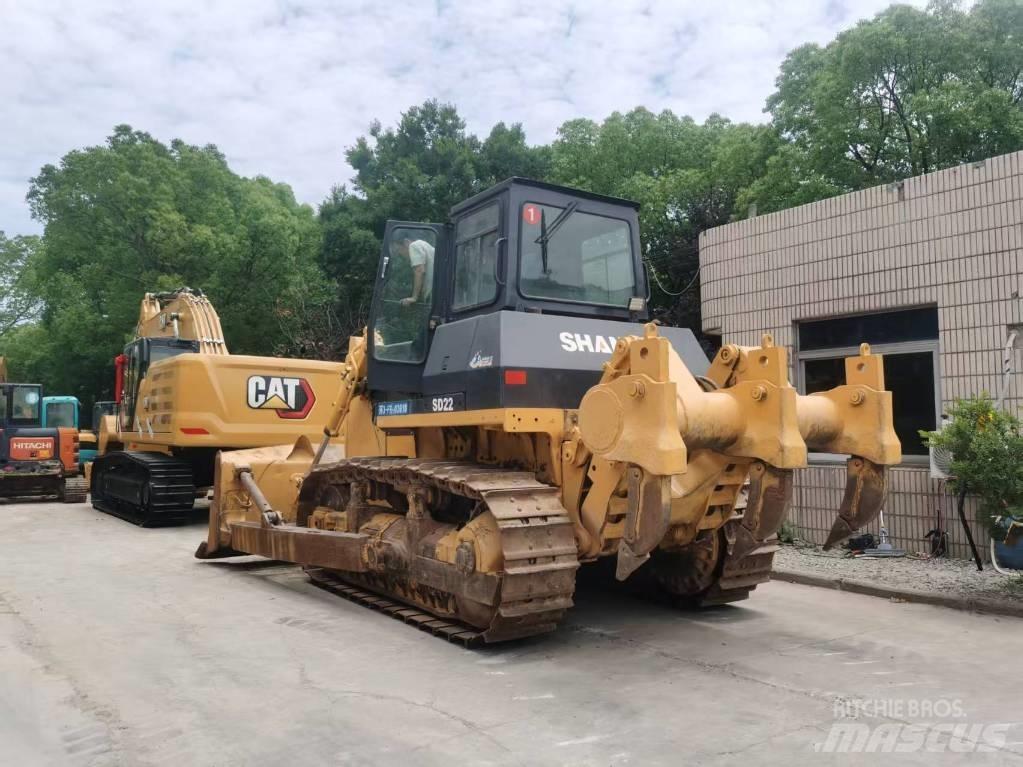 Shantui SD 22 Crawler dozers