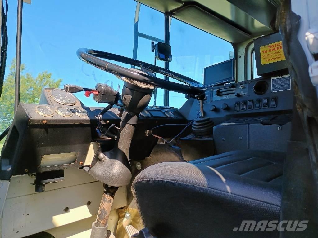 Mack MR Garbage Trucks / Recycling Trucks