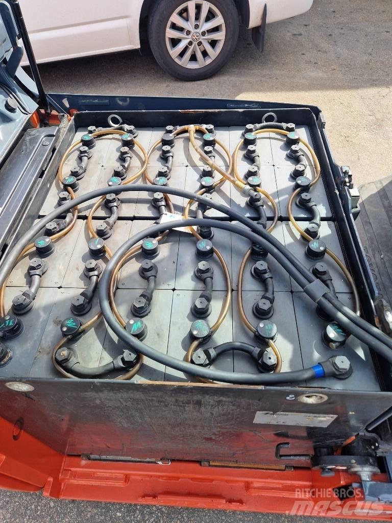 Toyota 8 FBE 16 T Electric Forklifts