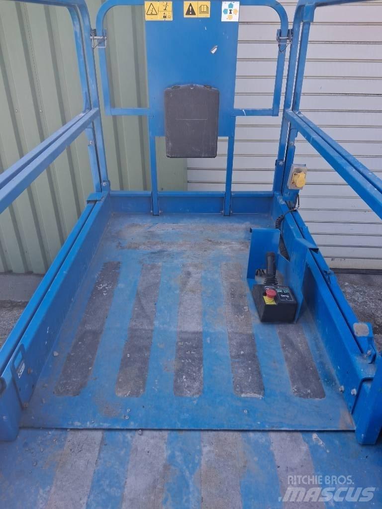 Genie GS 2646 Scissor Lifts
