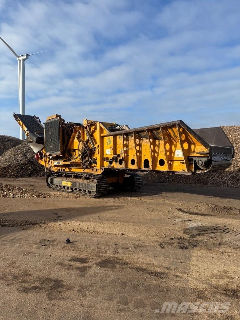 CBI 5400 Wood Chippers