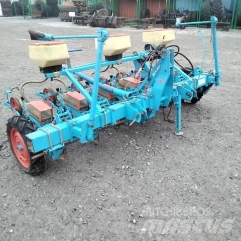 Monosem 502 Farm Drills