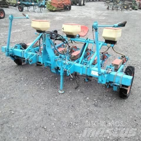 Monosem 502 Farm Drills