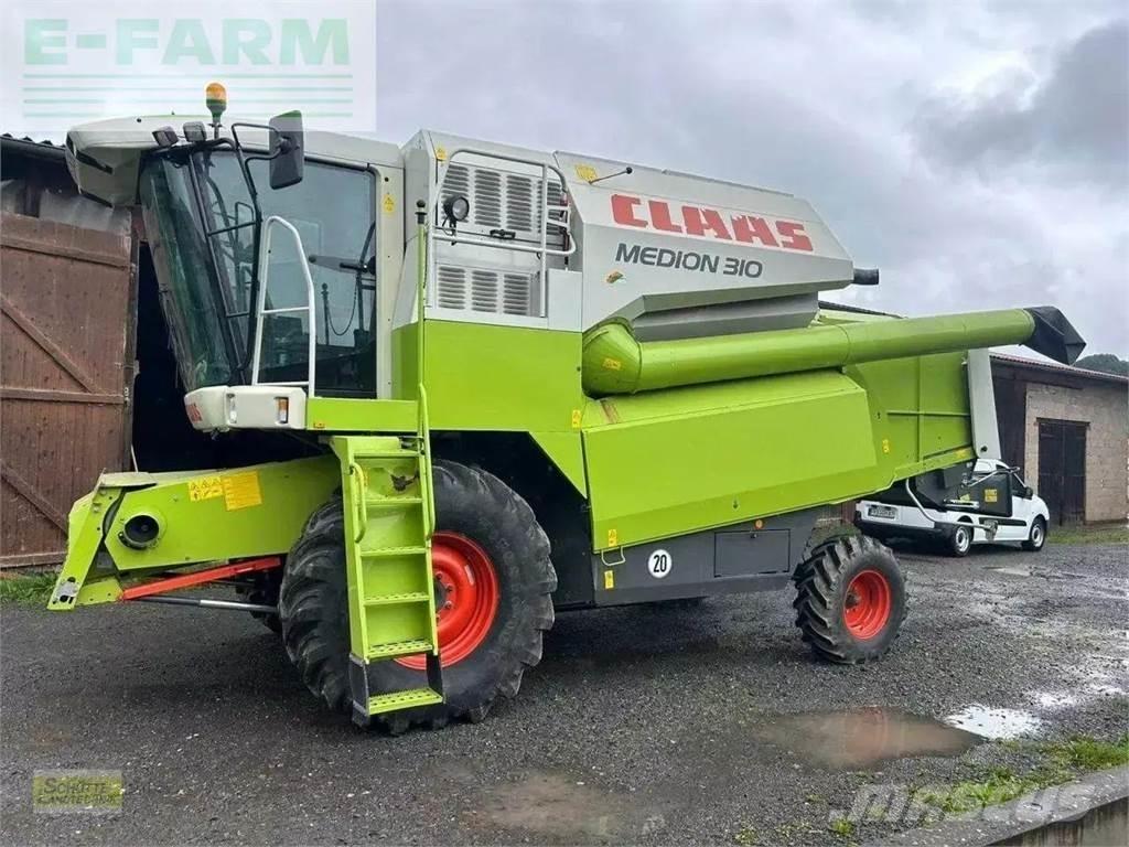 CLAAS medion 310 Combine Harvesters