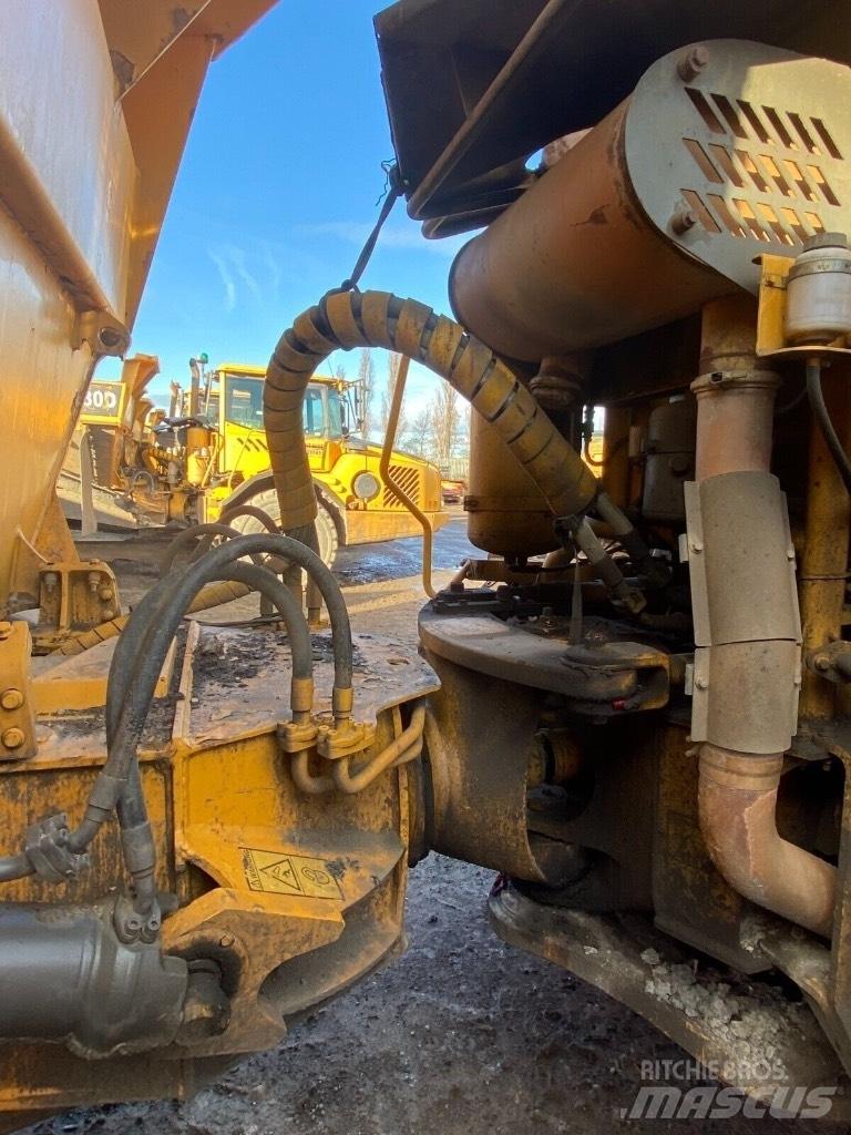Volvo A 25 D Articulated Dump Trucks (ADTs)