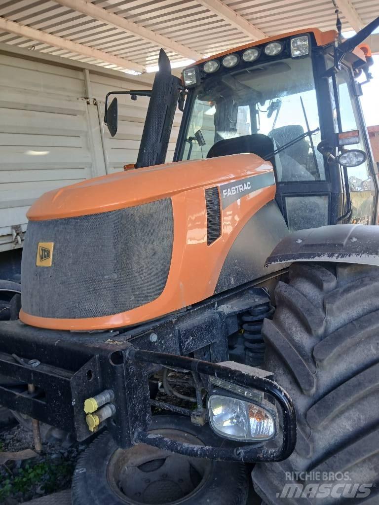 JCB Fastrac 2155 Tractors