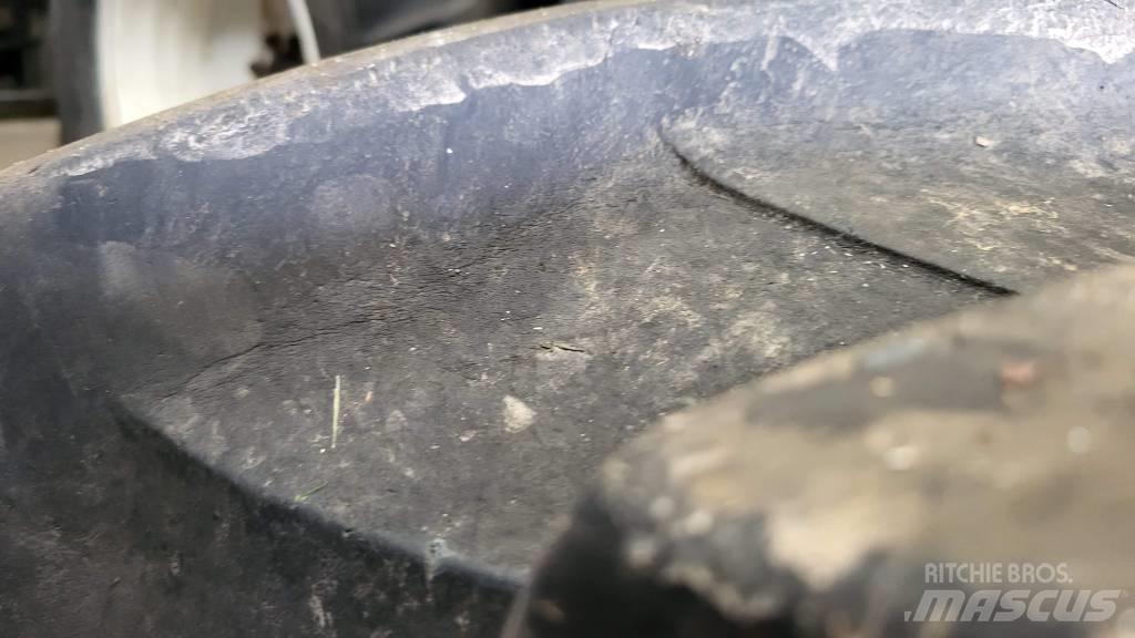 Trelleborg 540/65R30 Tires, wheels and rims