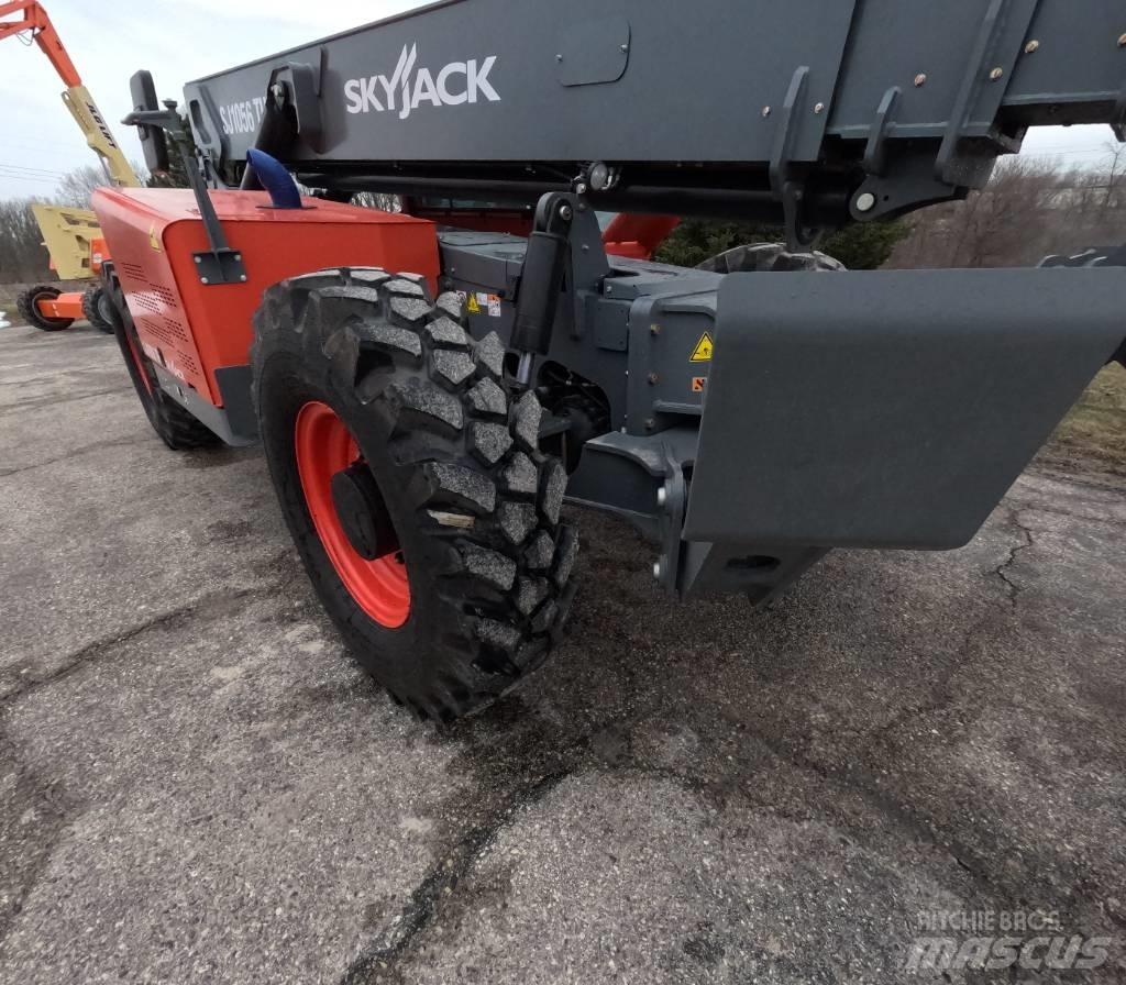 SkyJack SJ 1056 TH Telescopic Handlers