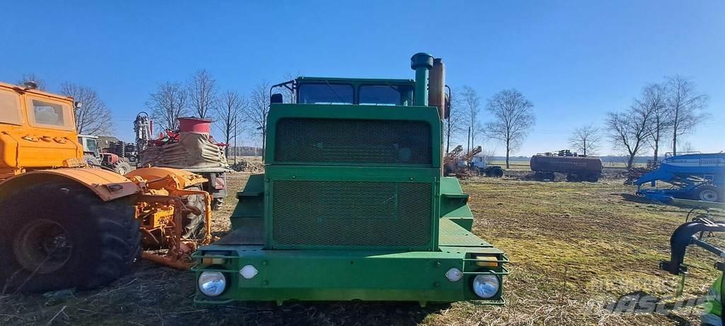 Kirovets K701 Tractors