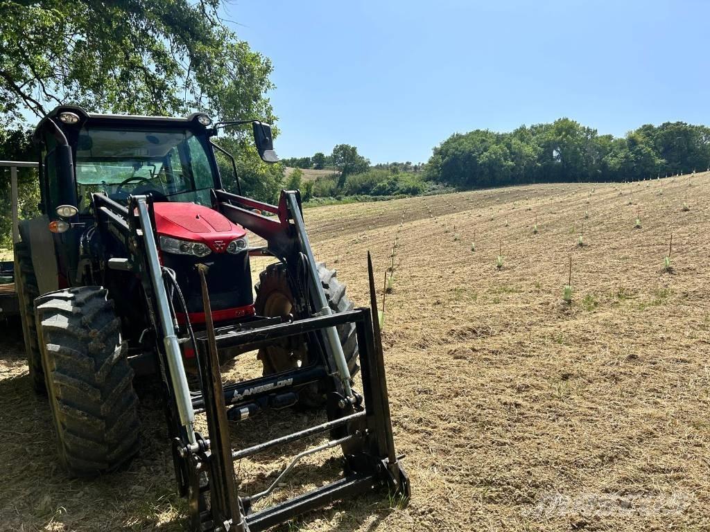 Massey Ferguson 5710 Tractors