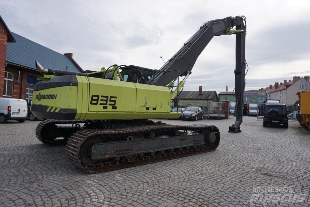 Sennebogen 835 Waste / Industry Handlers
