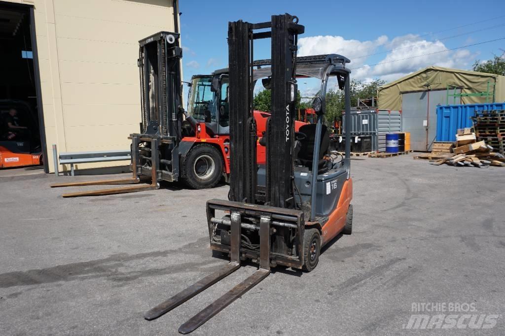 Toyota 8FBMK16T Electric Forklifts