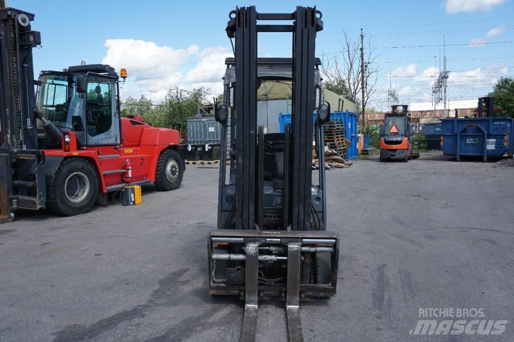 Toyota 8FBMK16T Electric Forklifts