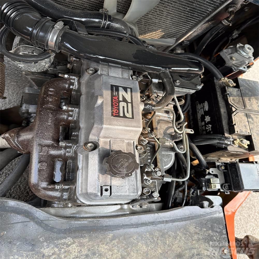 Toyota 02-7 FD F 30 Diesel Forklifts