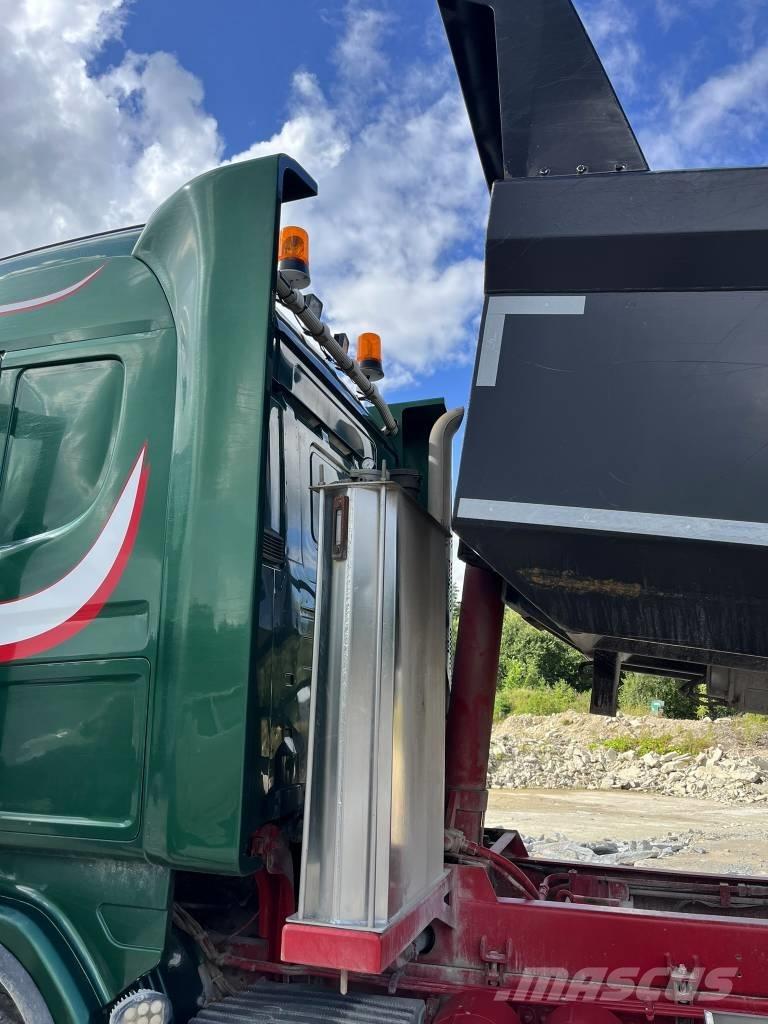 Scania R 560 Dump Trucks