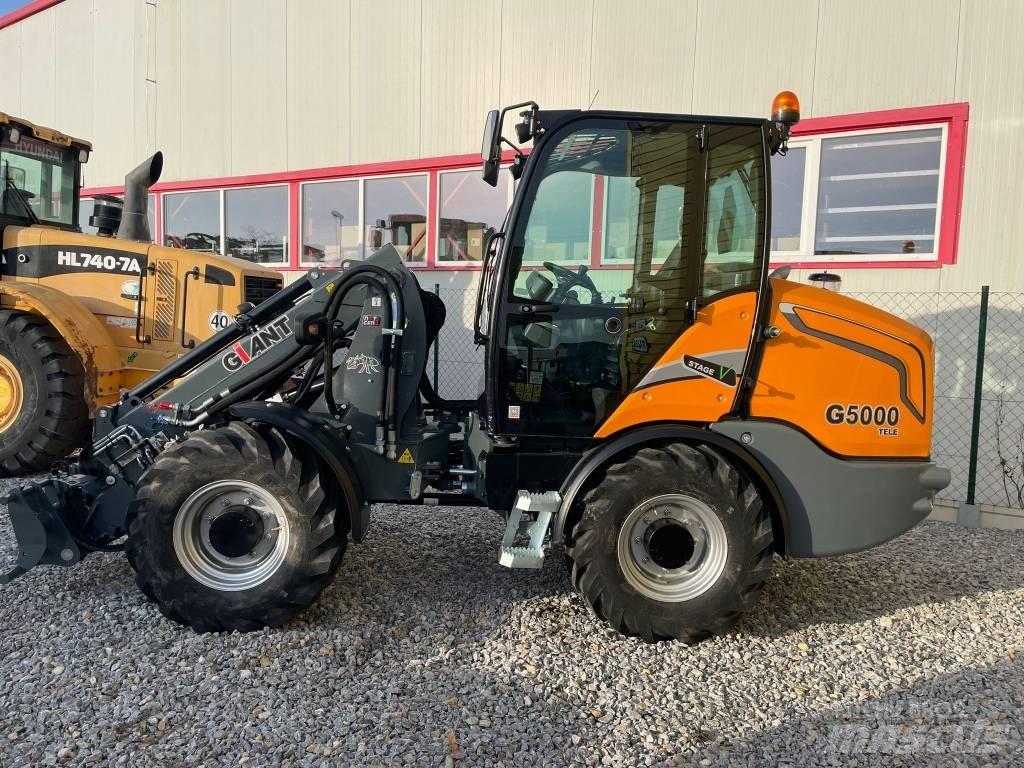GiANT G 5000 TELE Multi purpose loaders