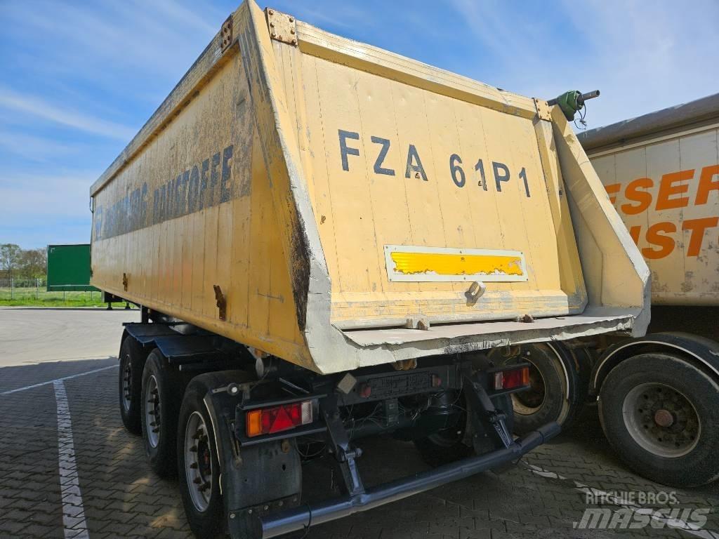 Carnehl CSKK/A Grain / Hopper / Tipper Trailers