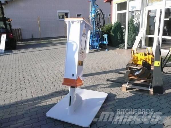 GB 3TPL Pulveriser  (Demolition Crusher ) 