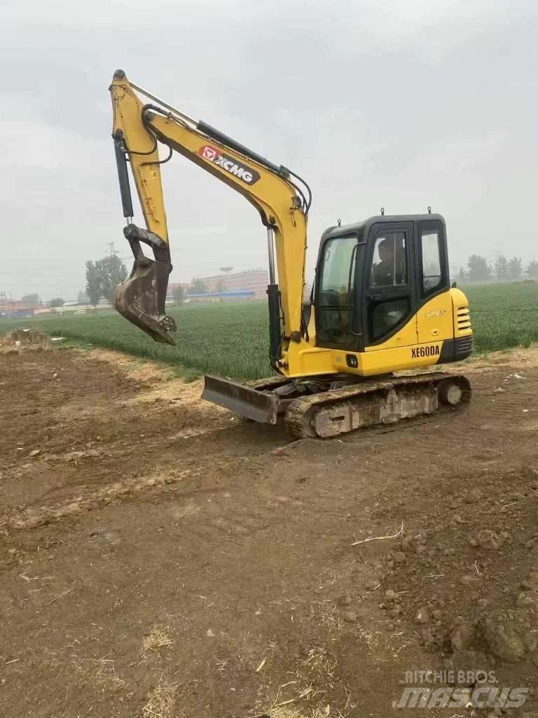 XCMG XE 60 DA Mini Excavators <7t (Mini Diggers)