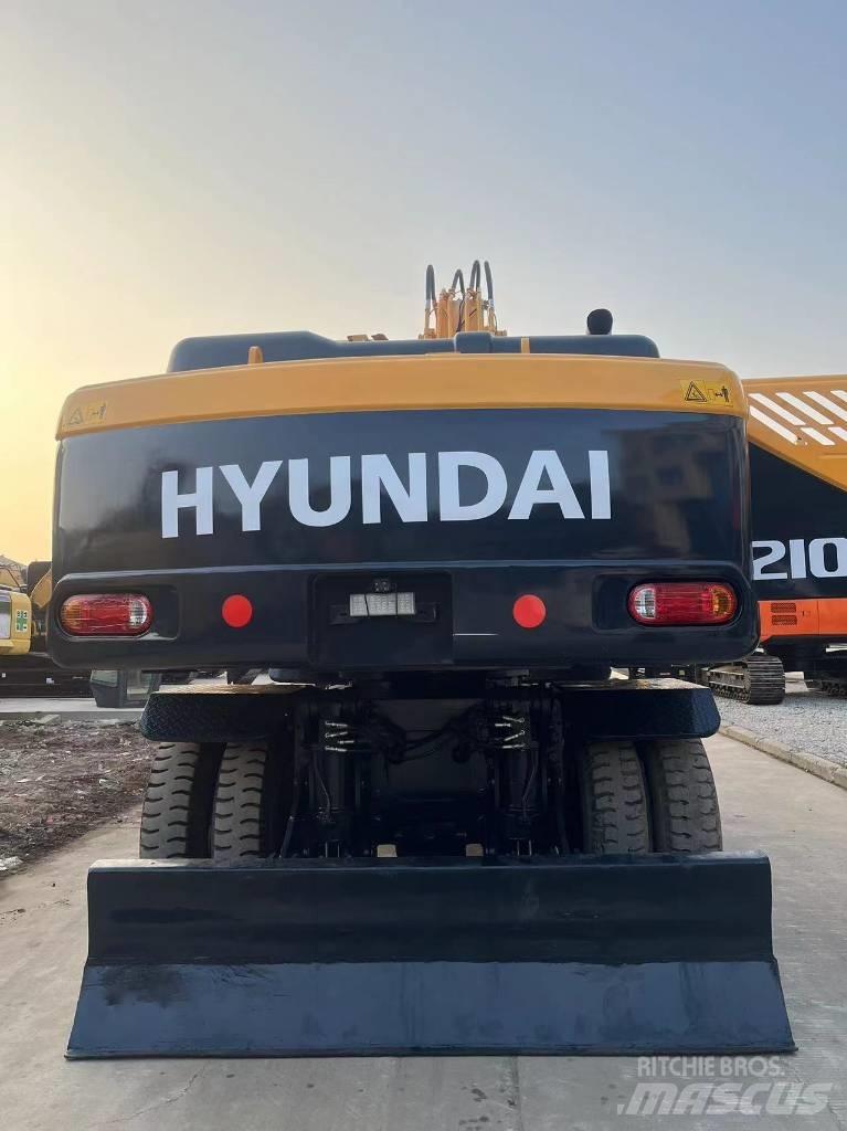 Hyundai R210W-9 Wheeled Excavators