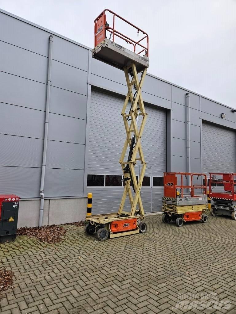 JLG 1930 ES Scissor Lifts