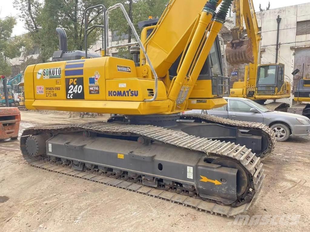 Komatsu PC240-8 Crawler Excavators