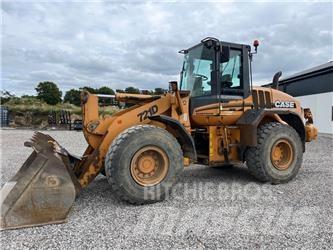 CASE 721 D Wheel Loaders