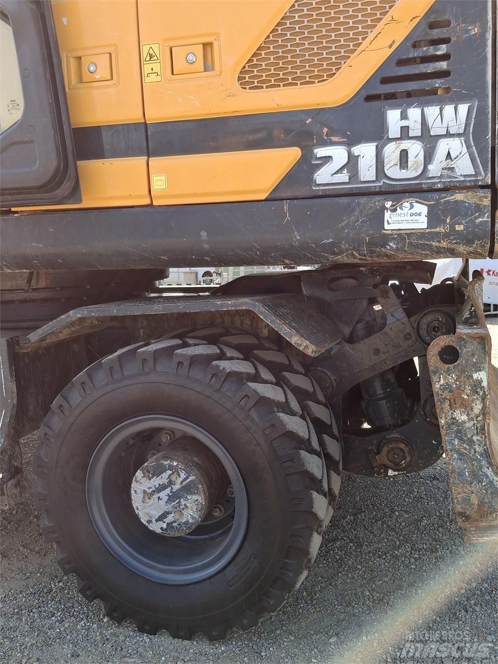 Hyundai HW 210 A Wheeled Excavators