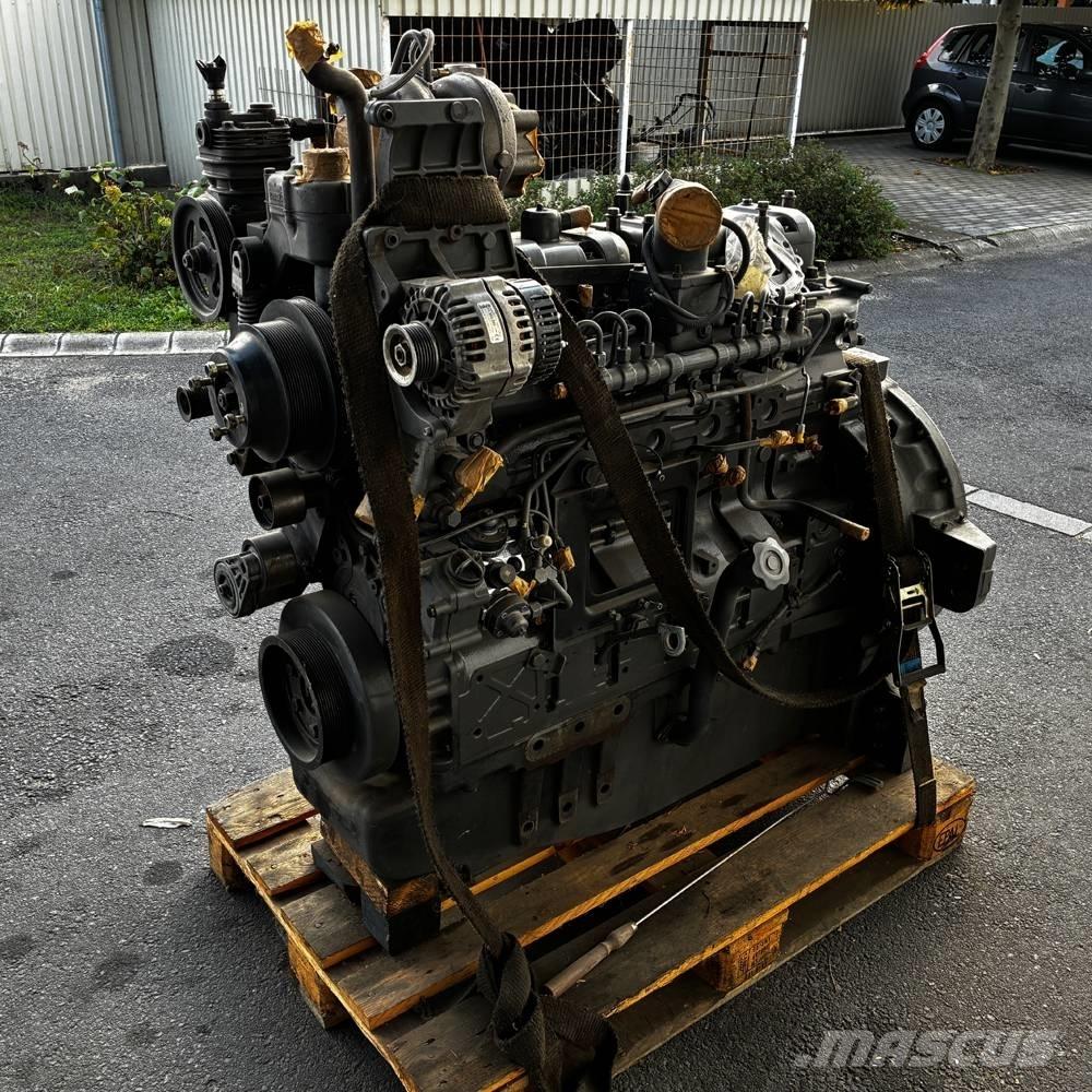 Valtra 5353 Engines