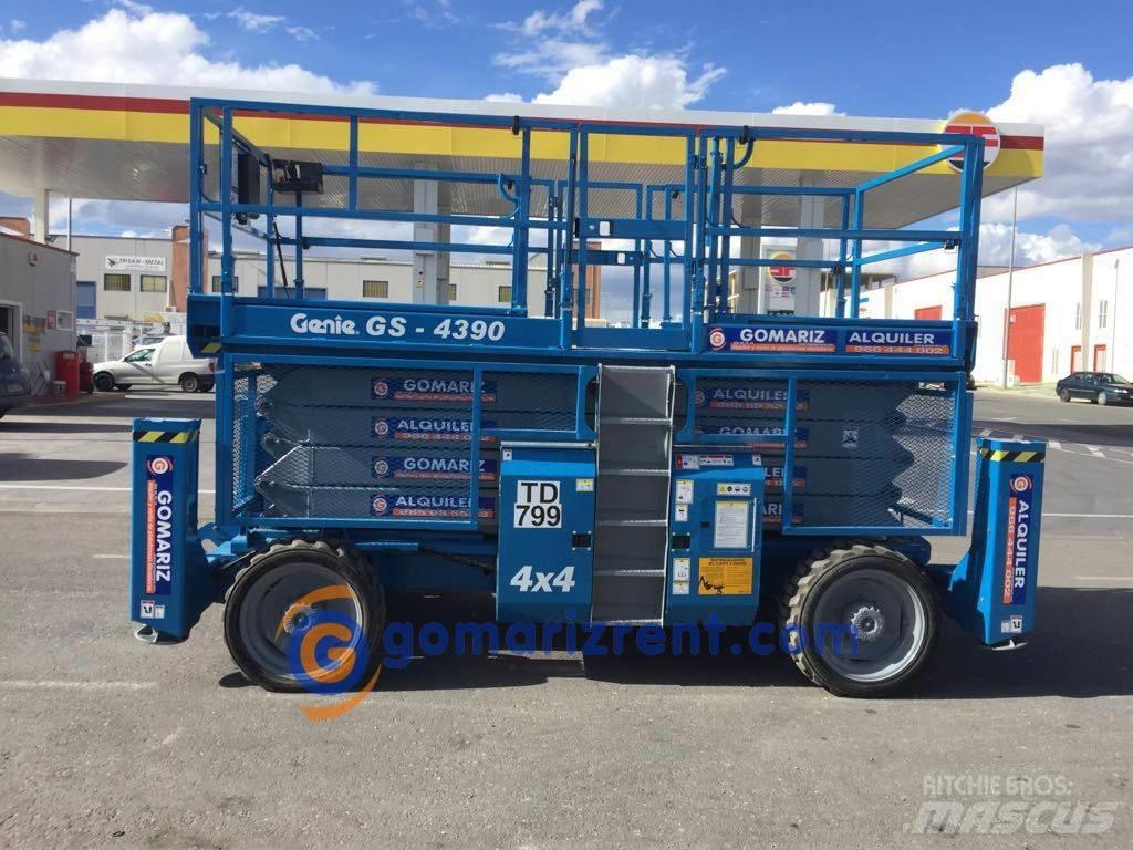 Genie GS 4390 Scissor Lifts