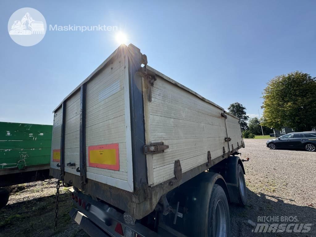 Ilsbo TI-2K Dump Trailers