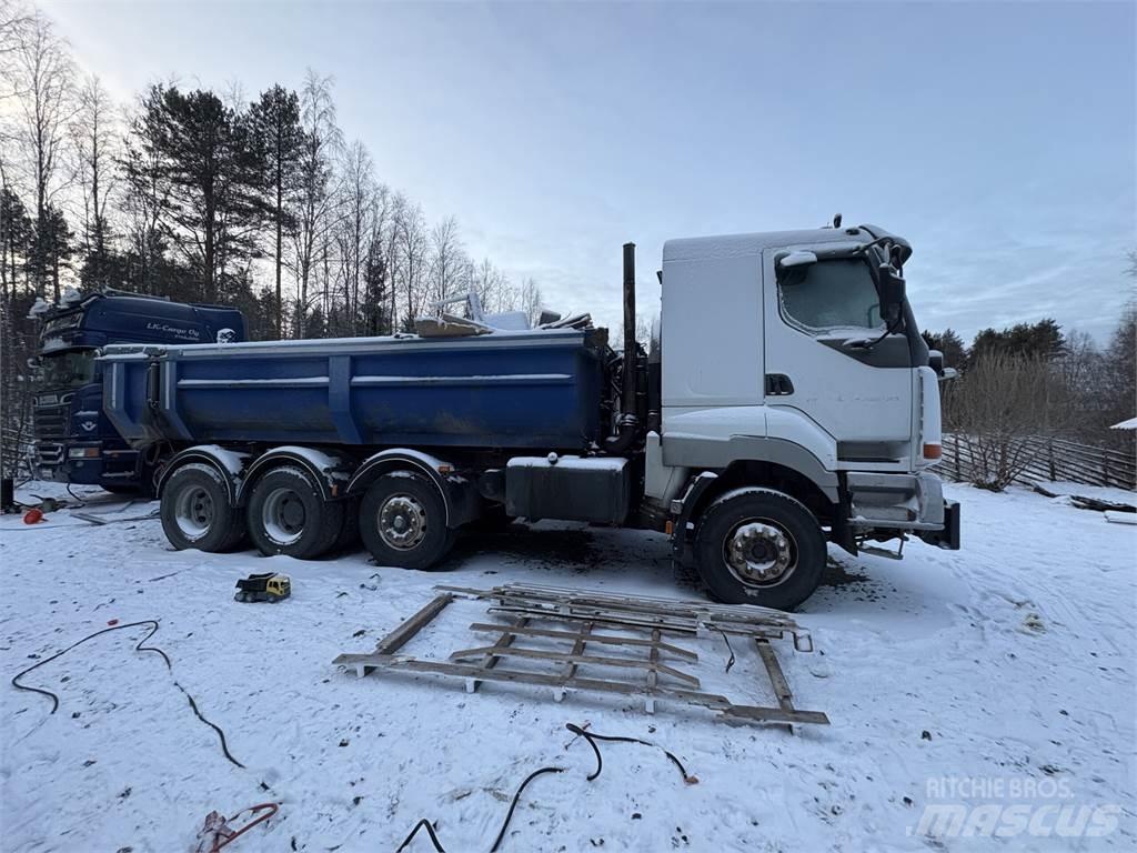 Sisu E11M 8X2 Dump Trucks
