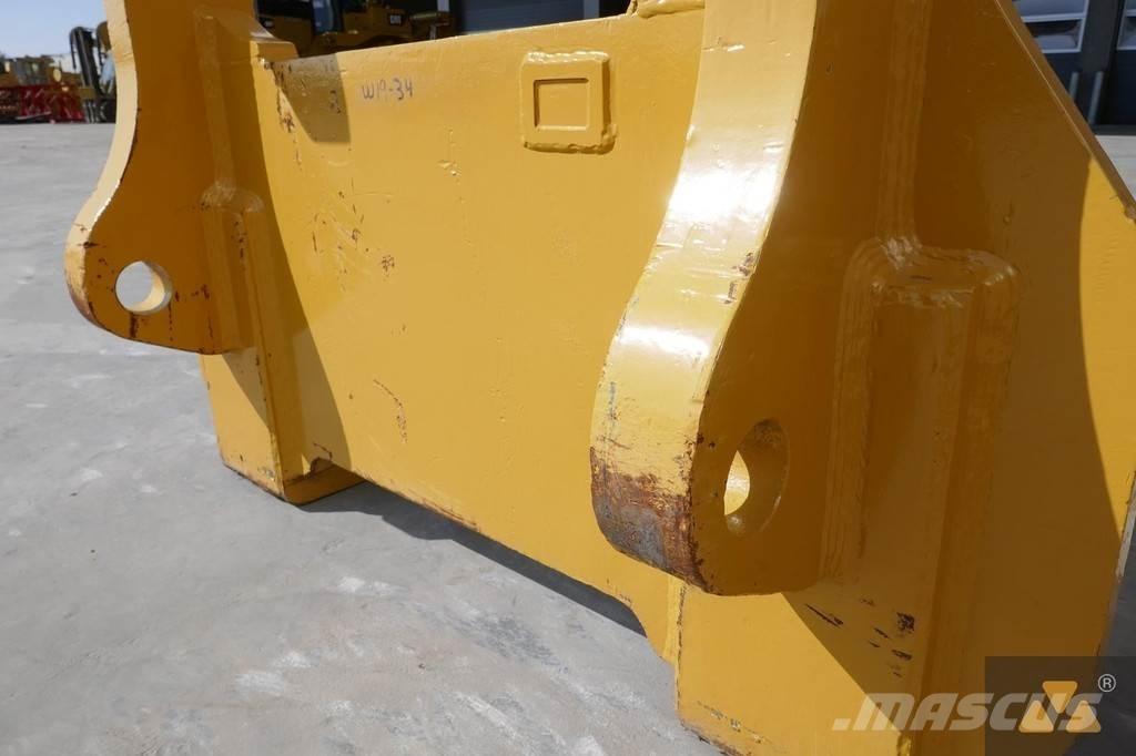 OM Forks Cat 980H Other Components