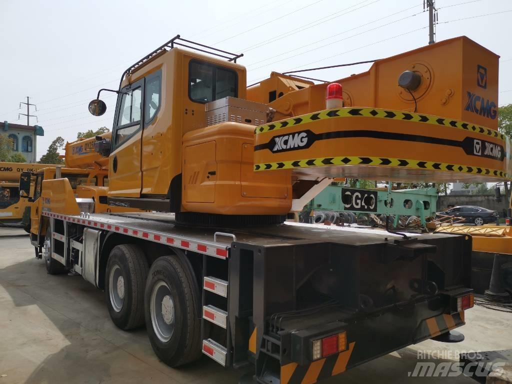 XCMG QY 25 K Mobile and all terrain cranes