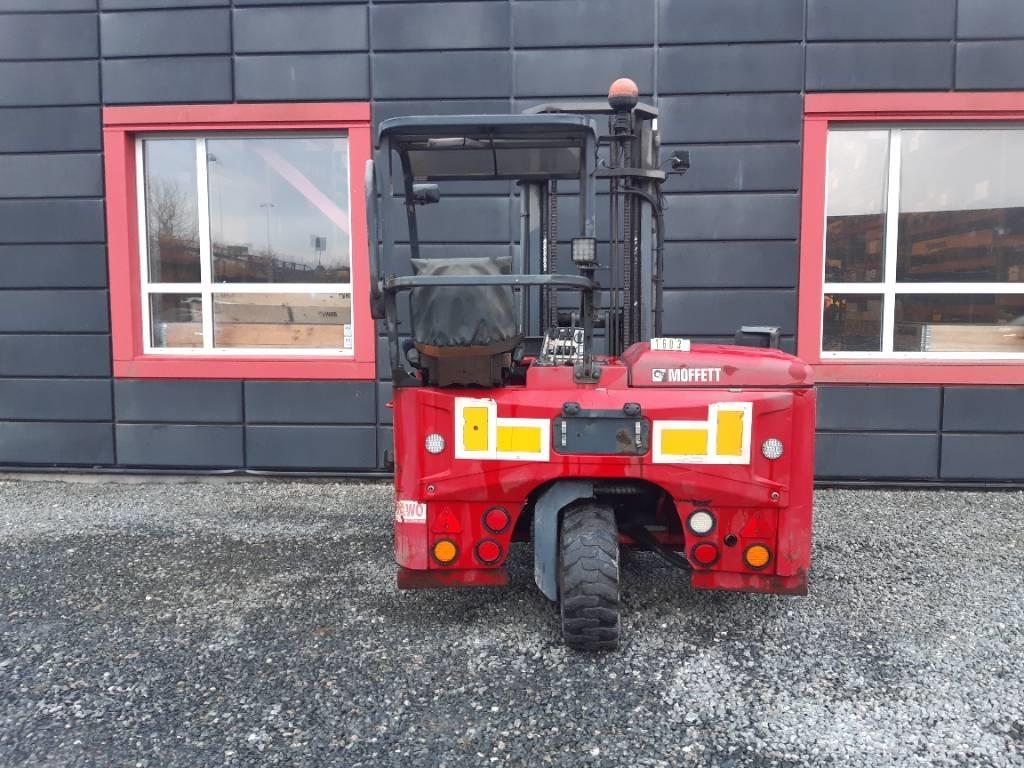 Moffett M5 25.3 Misc Forklifts