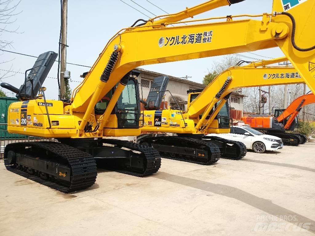 Komatsu PC 200 Crawler Excavators