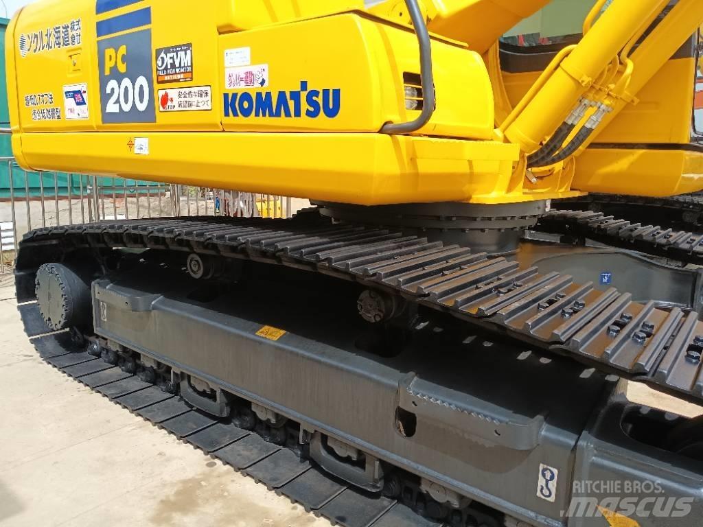 Komatsu PC 200 Crawler Excavators