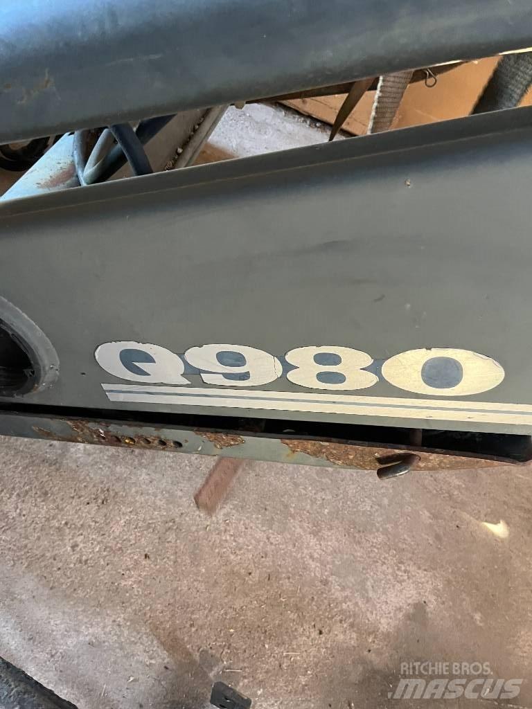 Ålö Frontlastare 980 Front Loaders