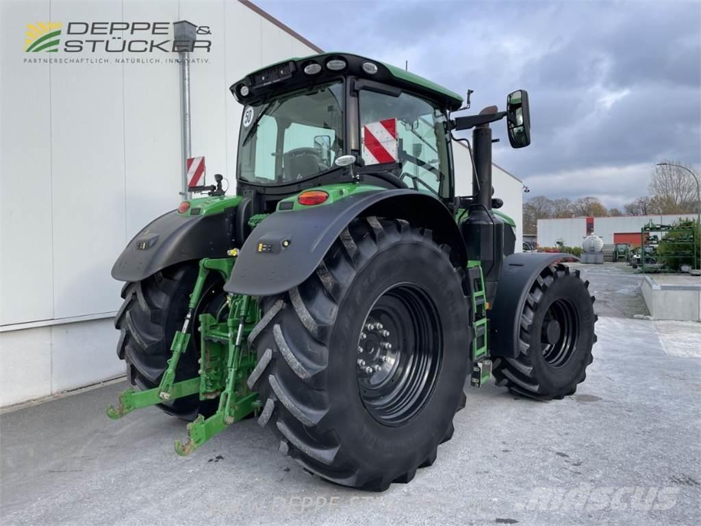 John Deere 6250R Tractors