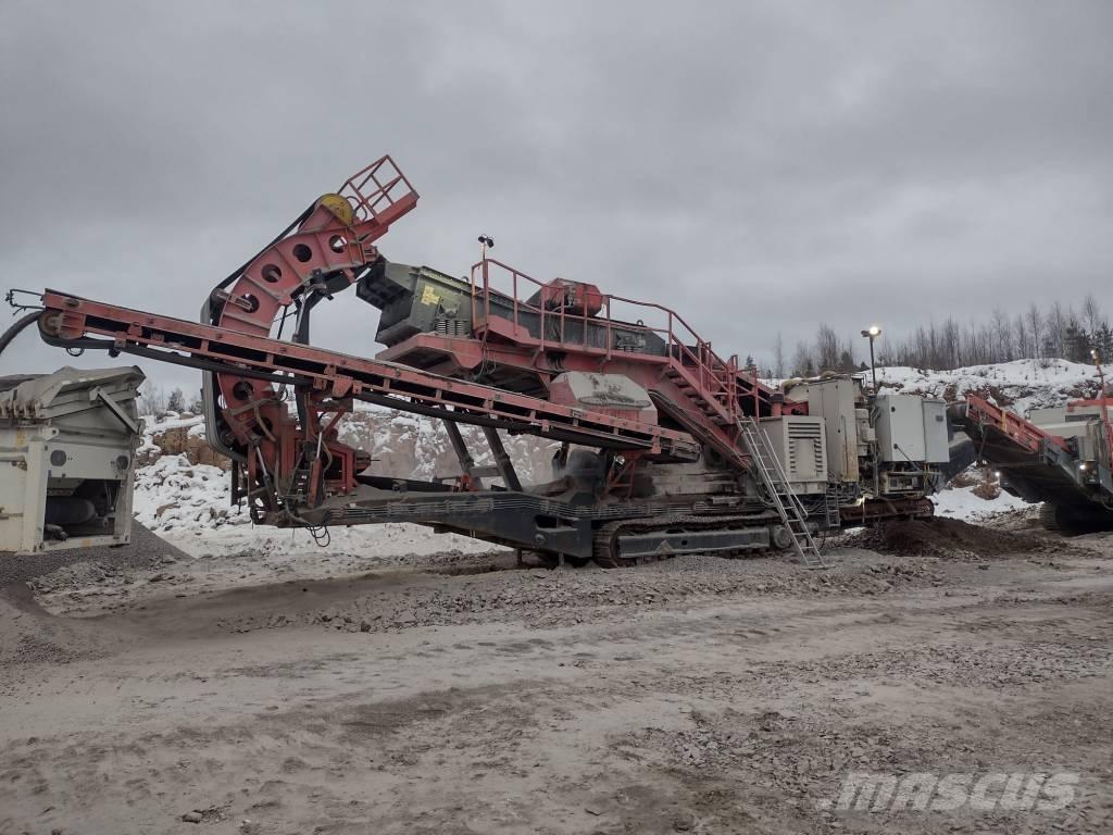 Sandvik UH 450 E Mobile crushers