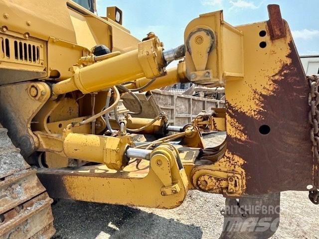 CAT D 8 R Crawler dozers