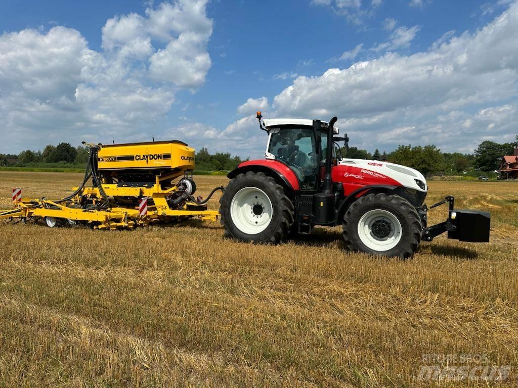 Claydon HYBRID T4 Farm Drills