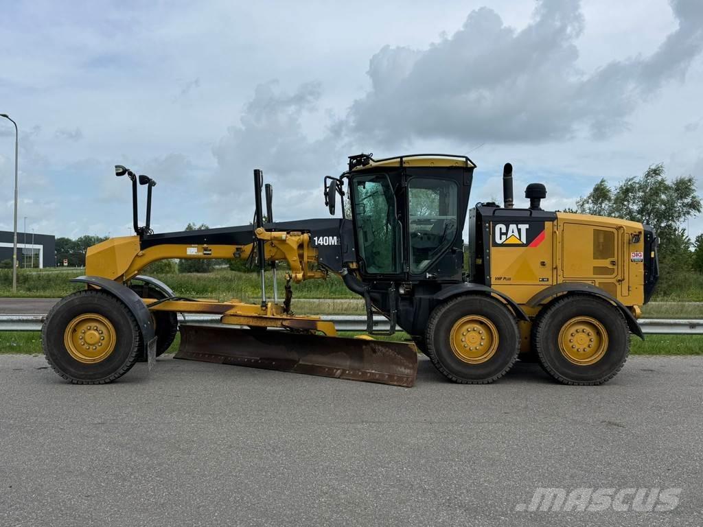 CAT 140M2 Motor Graders