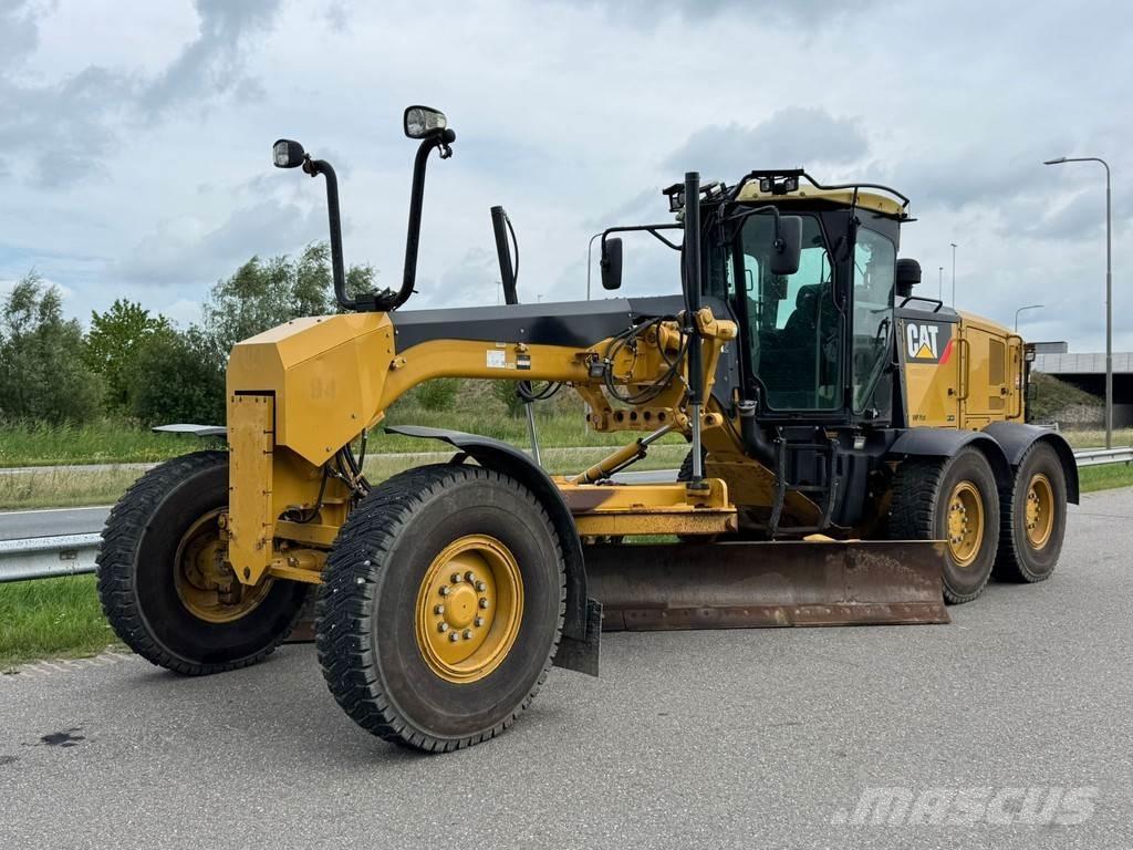 CAT 140M2 Motor Graders