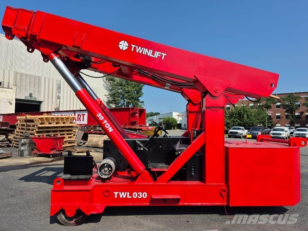  Lift Systems TWL030 Mobile and all terrain cranes