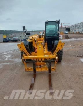 JCB 540-140 Telescopic Handlers