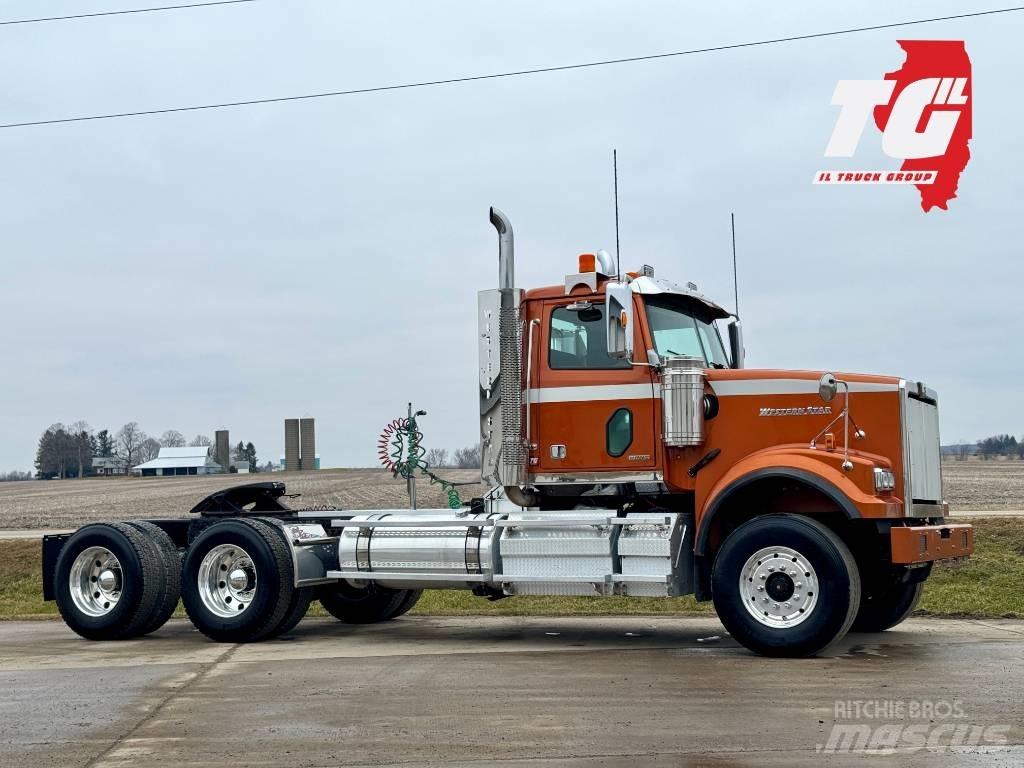 Western Star 4900 Conventional Trucks / Tractor Trucks