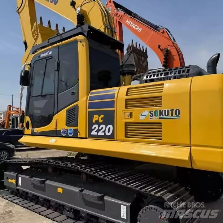 Komatsu PC220-8 Crawler Excavators
